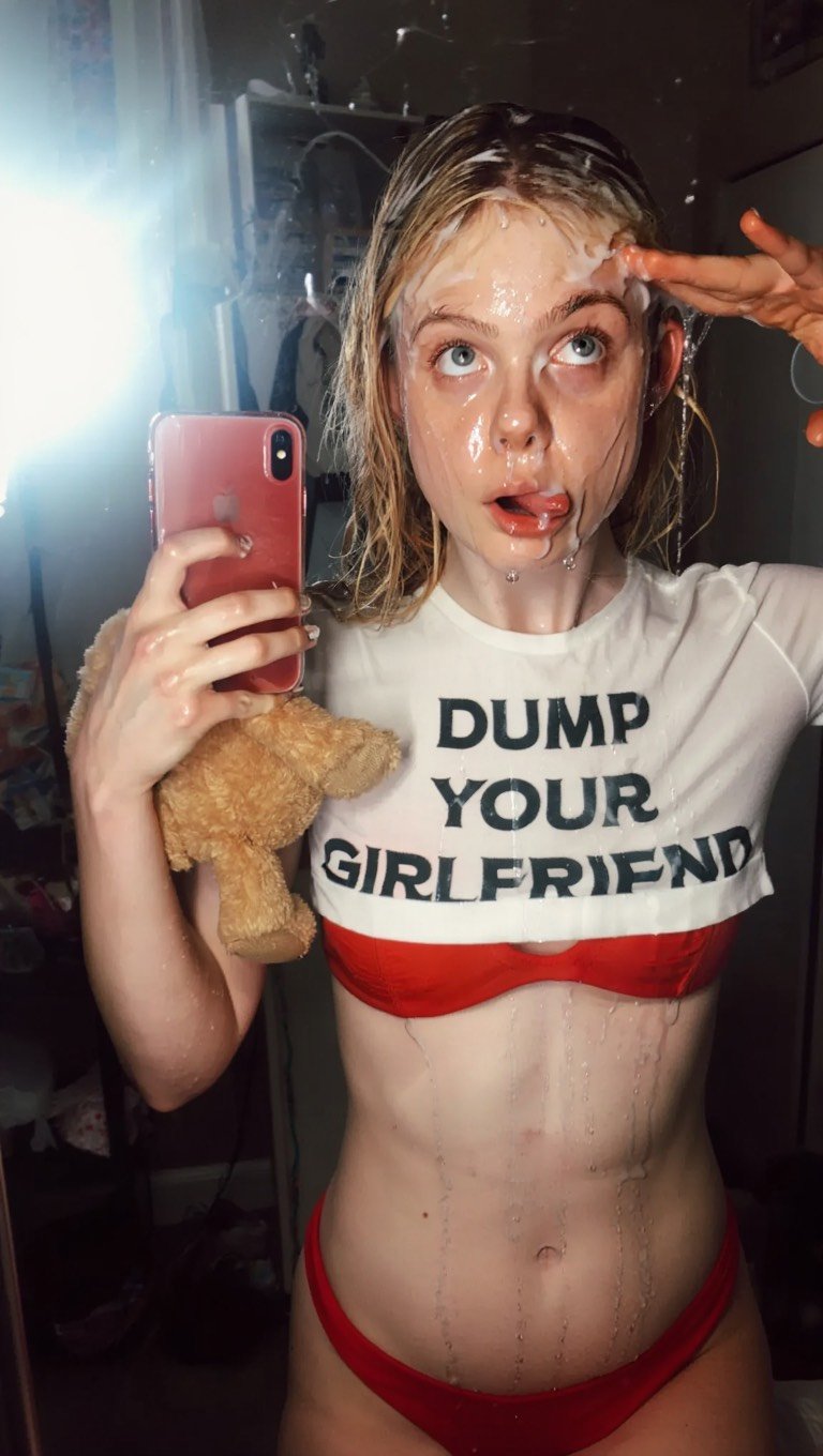 XxQPcFoo CUM SELFIES 2 - AI GENERATED - Scarlett Johanson, Zendaya, Emma Stone, Elle Fanning, Emma Watson 01.jpg